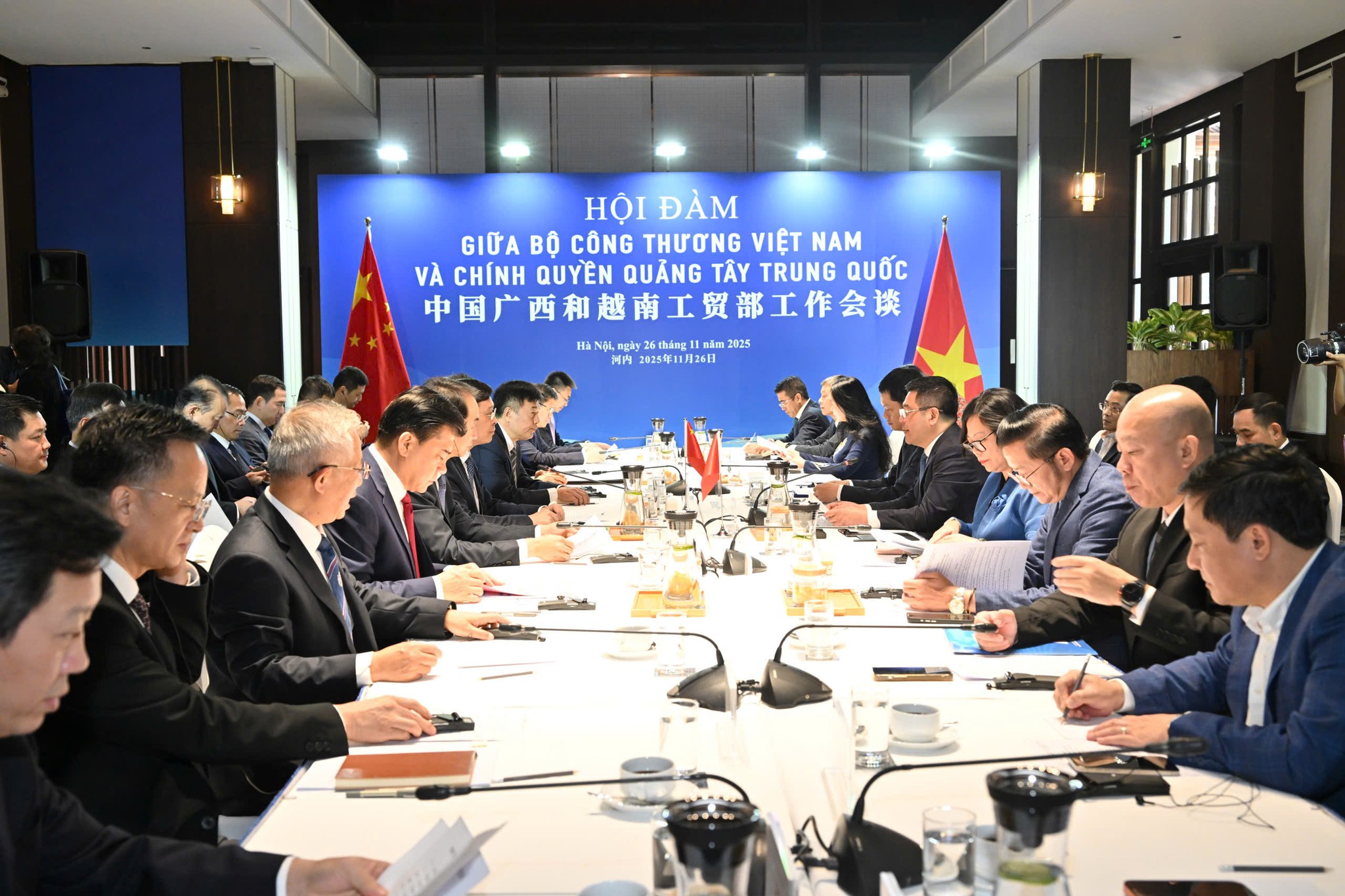 Hội đàm giữa Bộ Công thương Việt Nam và Chính quyền Quảng Tây Trung Quốc